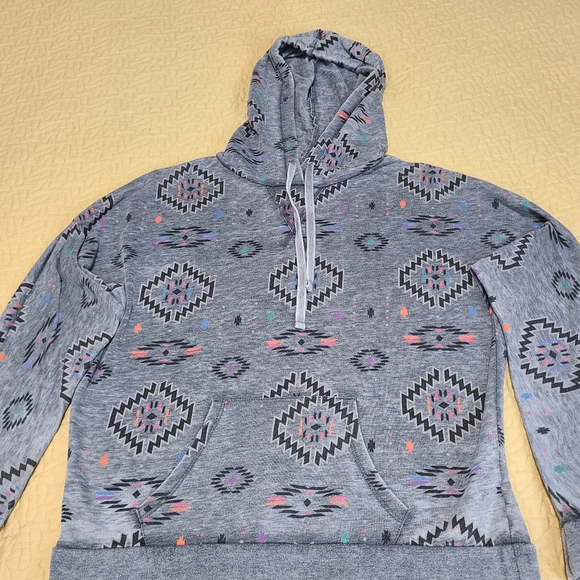 Forever 21 tribal print hoodie size S - Picture 1 of 5